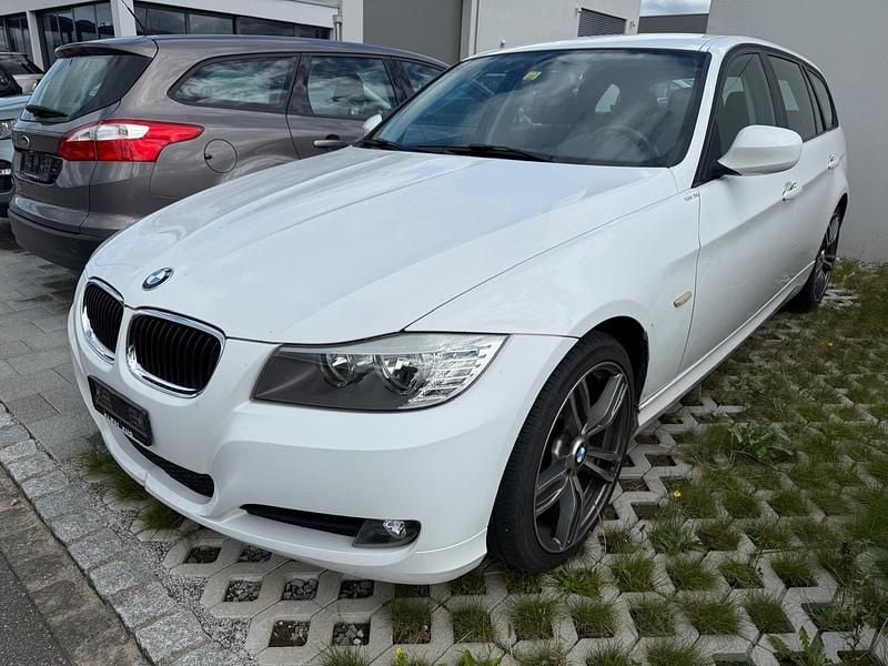 Gebraucht BMW 320 170 PS (125 kW) 2010 Kombi