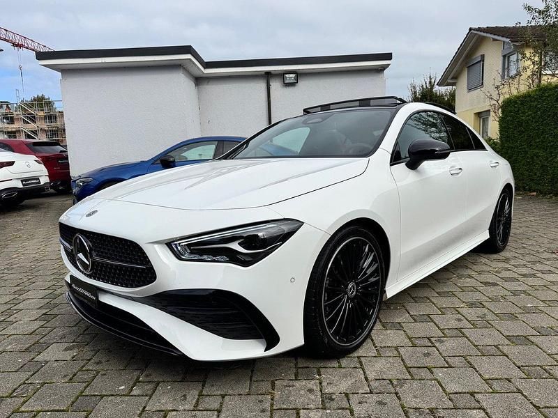 Gebraucht 2024 Mercedes CLA220 AMG line Limousine | CHF 42’900 - Bild 1/4