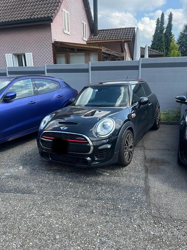 Gebraucht 2017 Mini John Cooper Works Kleinwagen | CHF 9’200 (Etwas zu teuer) - Bild 1/4
