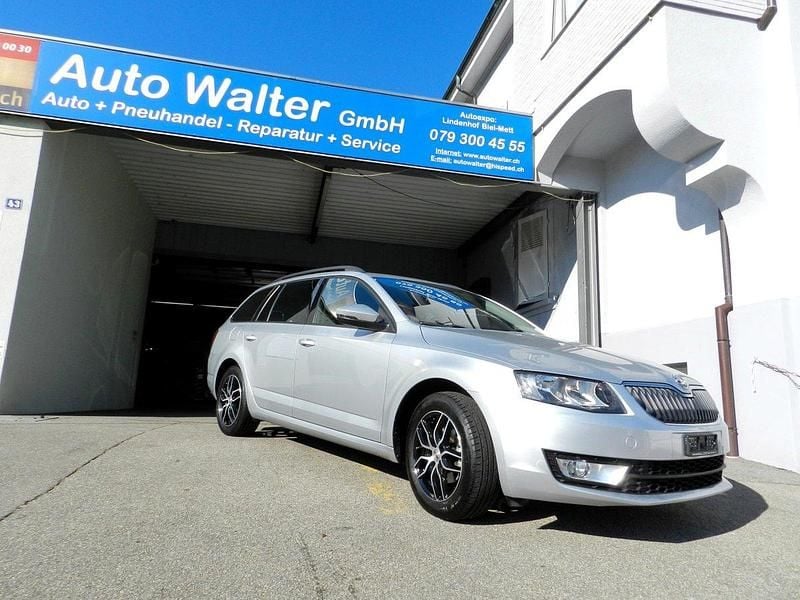 Gebraucht Skoda Octavia Ambition 110 PS (80 kW) 2015 Kombi