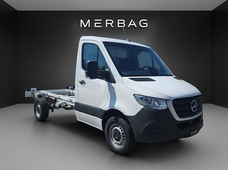 Gebraucht Mercedes Sprinter 149 PS (109 kW) 2024 Weiss Van