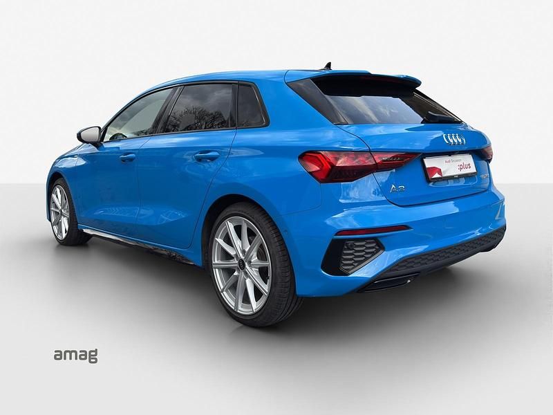 Gebraucht Audi A3 Sportback e-tron S-Line 150 PS (110 kW) 2023 Kleinwagen