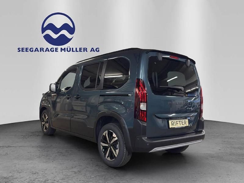 Neu Peugeot Rifter GT 131 PS (96 kW) 2025 Blau Van / Kleinbus