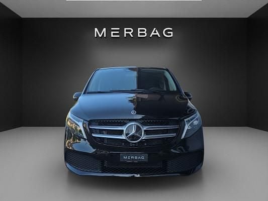 Gebraucht Mercedes V250 Avantgarde 190 PS (139 kW) 2024 Schwarz Van / Kleinbus