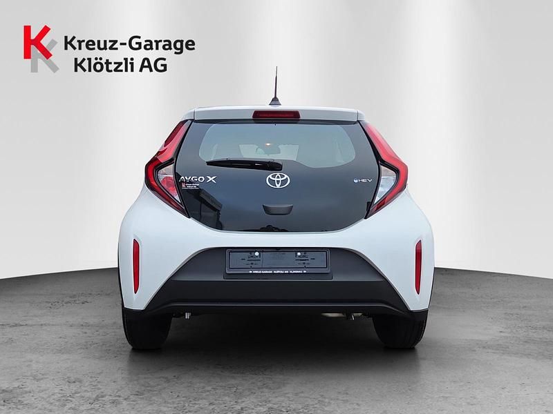 Neu Toyota Aygo X Comfort 116 PS (85 kW) 2025 Weiss SUV
