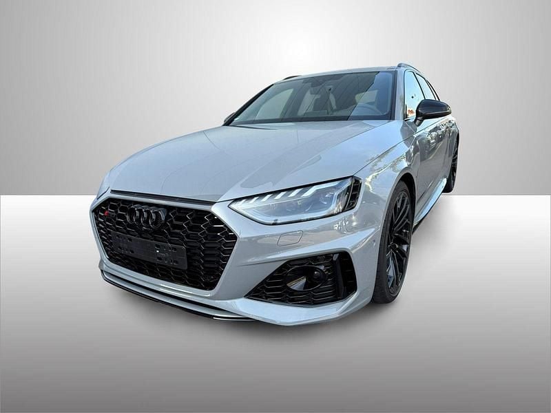 Gebraucht Audi RS4 Ambiente 450 PS (330 kW) 2023 Kombi