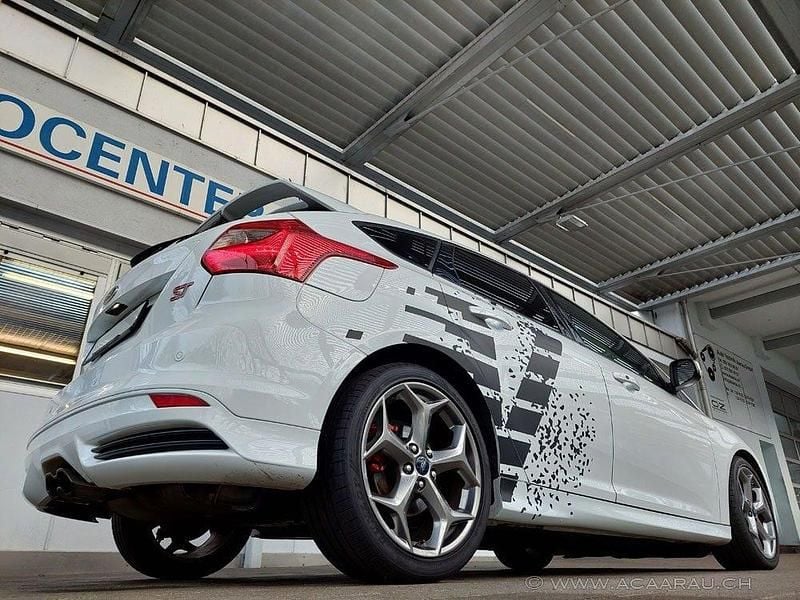 Gebraucht Ford Focus ST 250 PS (183 kW) 2014 Limousine