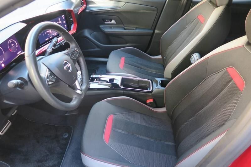 Gebraucht Opel Mokka-e GS Line 100 kW (136 PS) 2022 Rot SUV