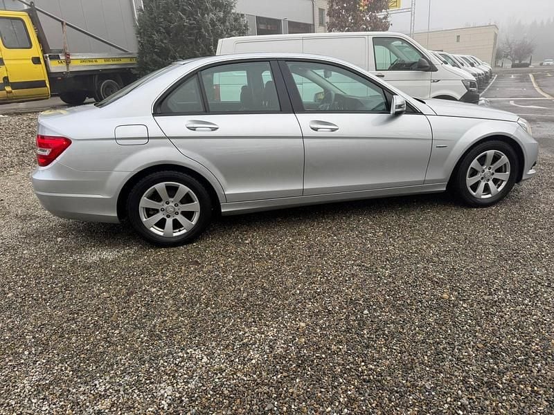 Gebraucht Mercedes C200 136 PS (100 kW) 2011