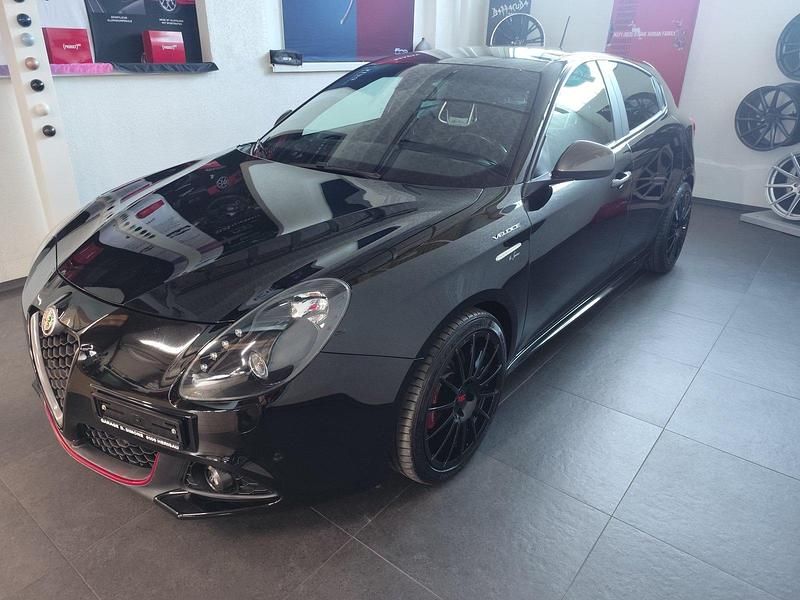 Gebraucht Alfa Romeo Giulietta Veloce 241 PS (177 kW) 2018 Kleinwagen