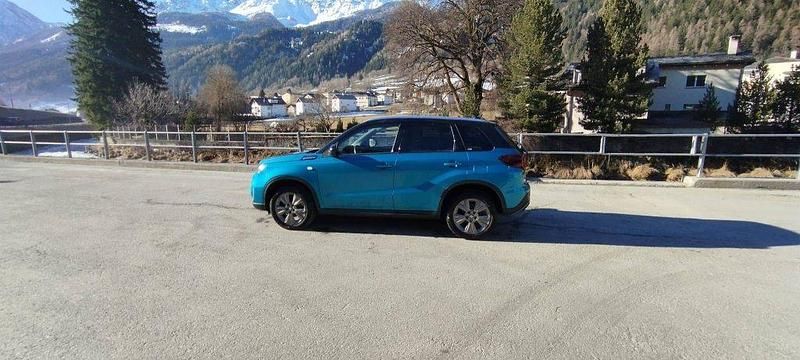 Gebraucht Suzuki Vitara 102 PS (75 kW) 2022 SUV
