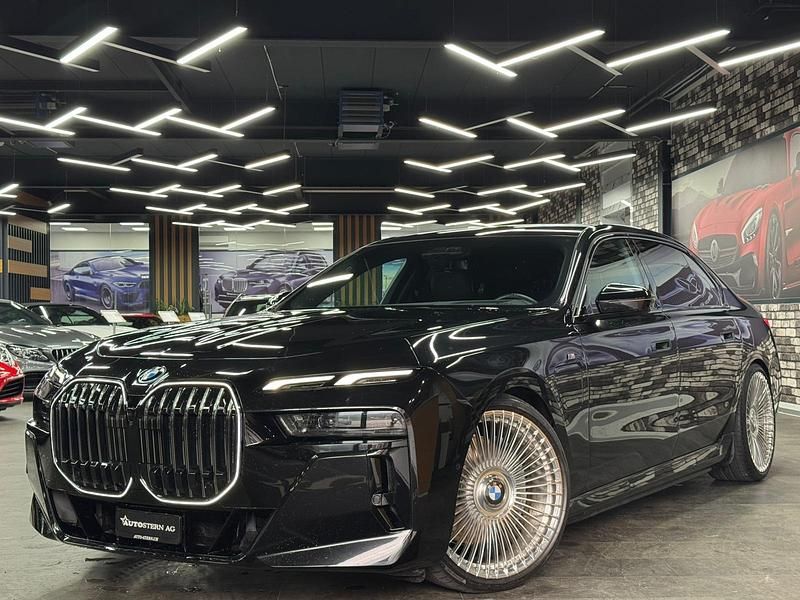 Gebraucht BMW 750e M Sport 489 PS (359 kW) 2024 Limousine