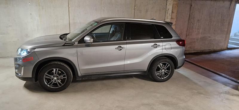 Gebraucht Suzuki Vitara 140 PS (102 kW) 2019