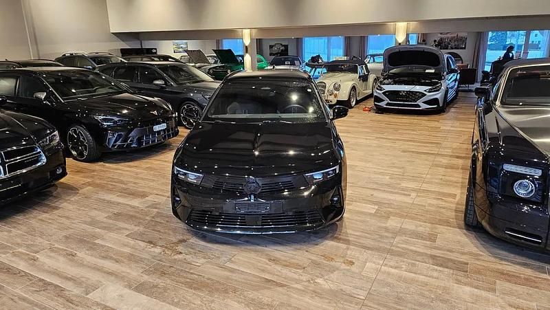 Gebraucht Opel Astra 180 PS (132 kW) 2026 Schwarz Kombi