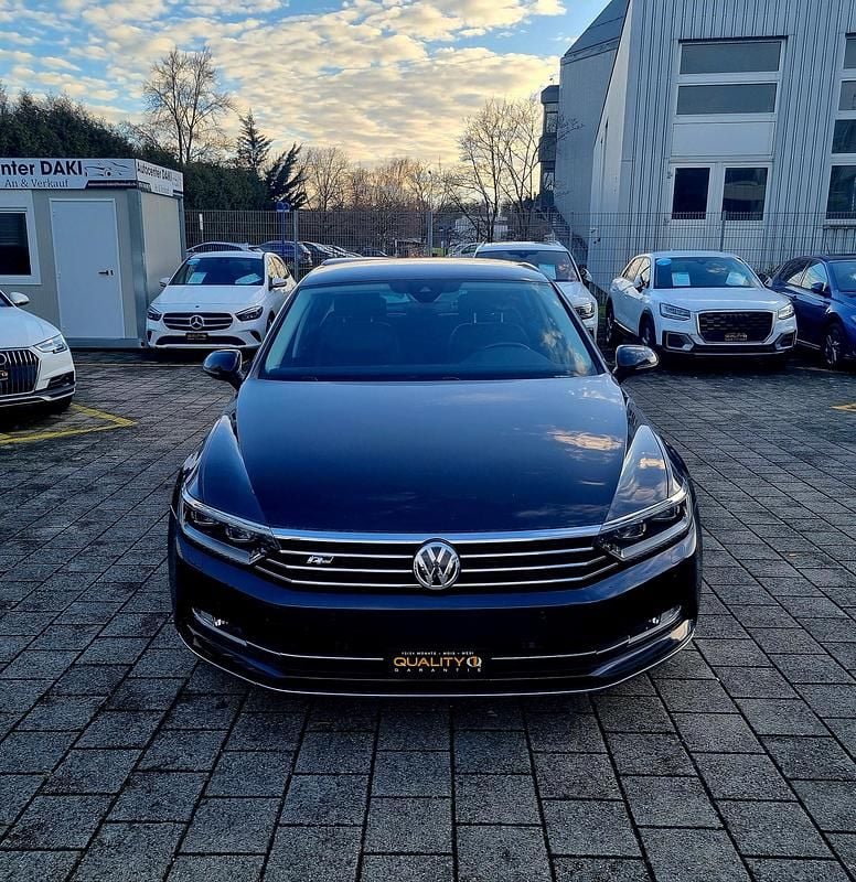 Gebraucht VW Passat R-line 190 PS (139 kW) 2016 Limousine