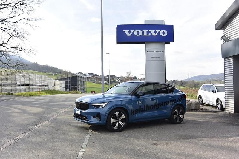 Blau Gebraucht 2022 Volvo EC40 SUV | CHF 36’400 - Bild 1/4