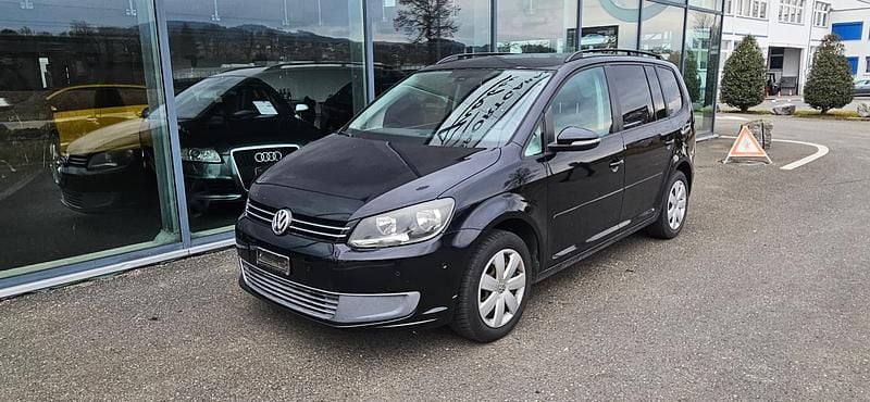 Gebraucht VW Touran Trendline 105 PS (77 kW) 2011 Van / Kleinbus
