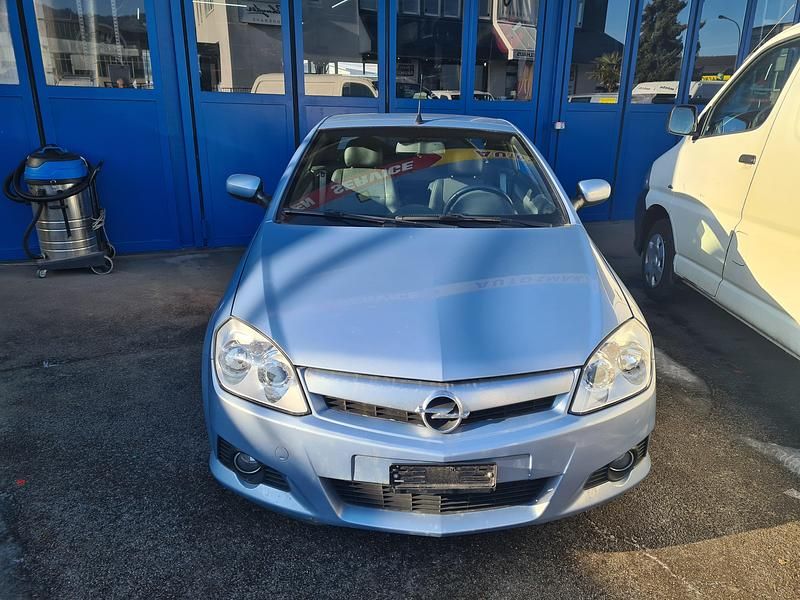Gebraucht Opel Tigra Enjoy 125 PS (91 kW) 2006 Cabrio