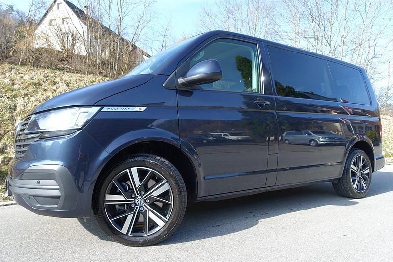 Gebraucht VW Multivan Family 204 PS (150 kW) 2023 Van