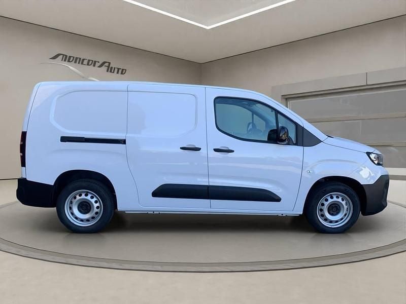 Neu Peugeot Partner 102 PS (75 kW) 2025 Van / Kleinbus