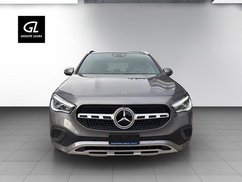 Gebraucht Mercedes GLA250 Progressive 160 PS (117 kW) 2022 Grau SUV