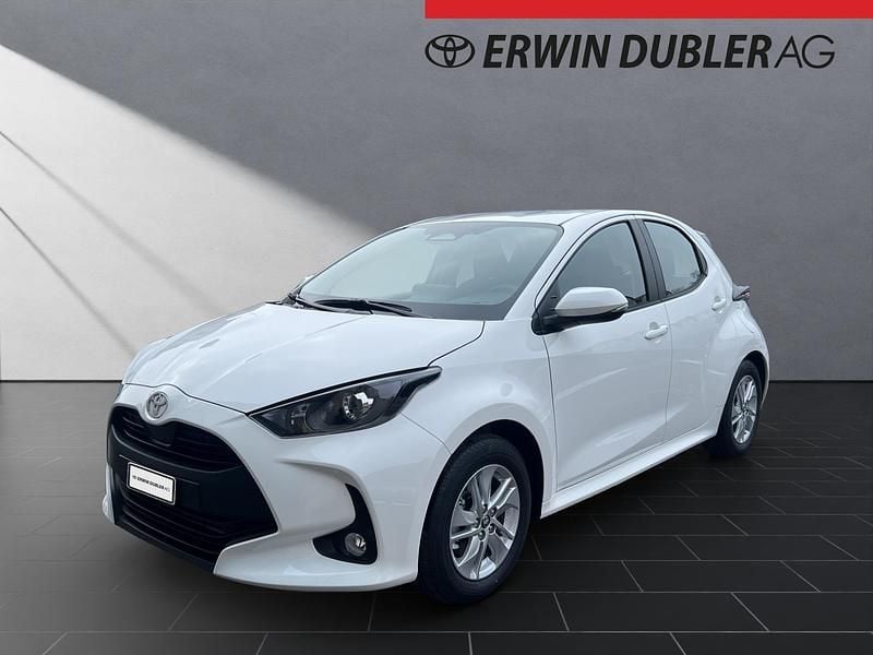 Weiss Neu 2026 Toyota Yaris Hybrid Comfort Limousine | CHF 24’000 (Superpreis) - Bild 1/4