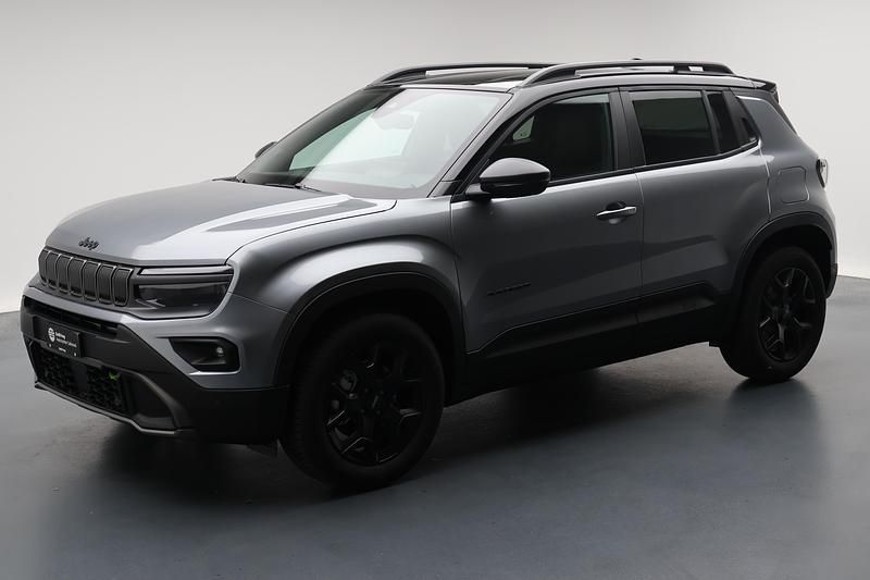Neu Jeep Avenger Overland 145 PS (106 kW) 2025 Grau SUV