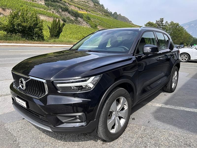 Gebraucht Volvo XC40 Momentum 197 PS (144 kW) 2020 SUV