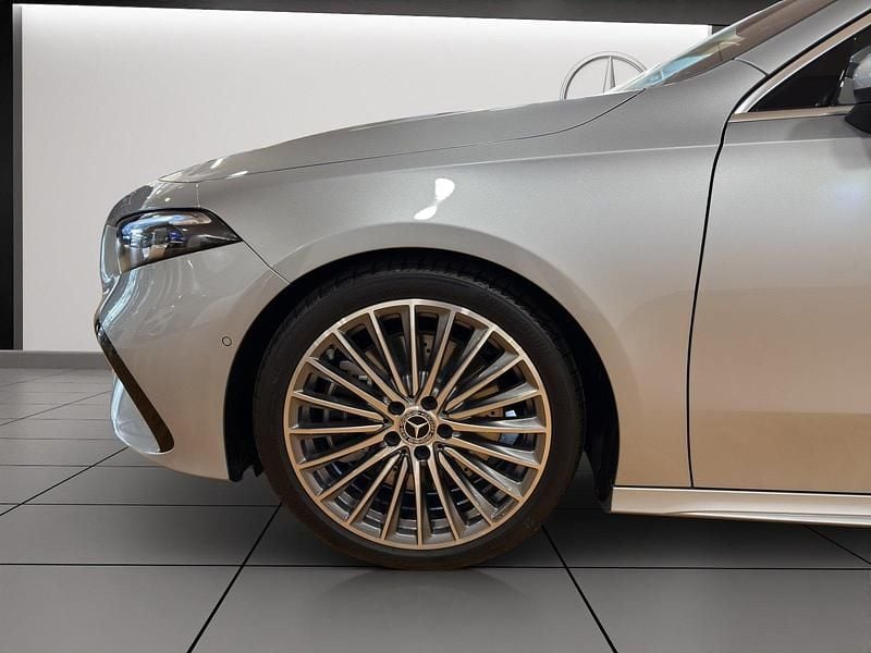 Gebraucht Mercedes A250 224 PS (164 kW) 2025 Limousine