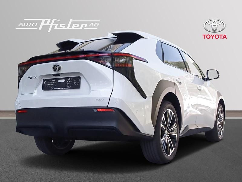 Gebraucht Toyota bZ4X Premium 160 kW (218 PS) 2023 Weiss SUV