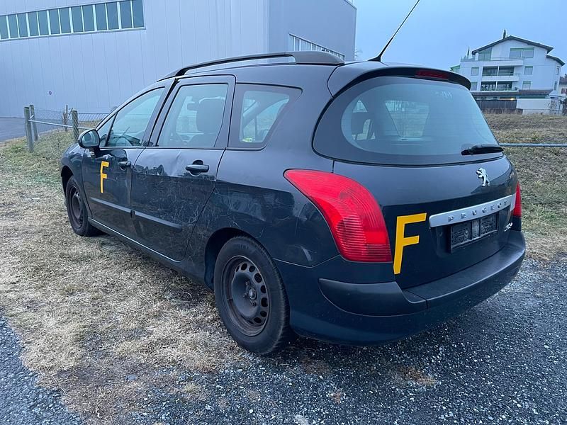 Gebraucht Peugeot 308 SW 112 PS (82 kW) 2011 Kombi