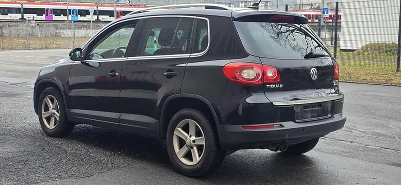 Gebraucht VW Tiguan Sport 140 PS (102 kW) 2010 SUV