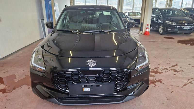 Neu Suzuki Swift 82 PS (60 kW) 2026 Schwarz Limousine