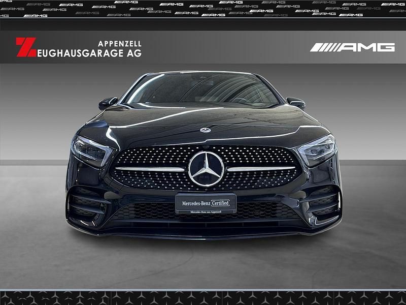 Gebraucht Mercedes A250 224 PS (164 kW) 2021 Schwarz Limousine