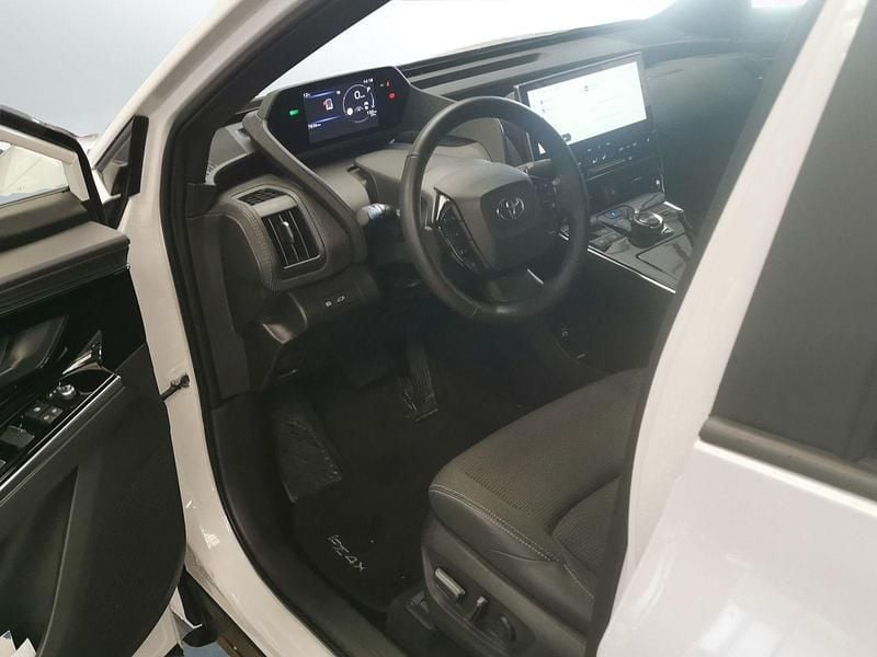 Gebraucht Toyota bZ4X Style 160 kW (218 PS) 2022 Weiss SUV