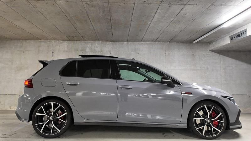 Gebraucht VW Golf VIII GTI Clubsport 301 PS (221 kW) 2022 Limousine