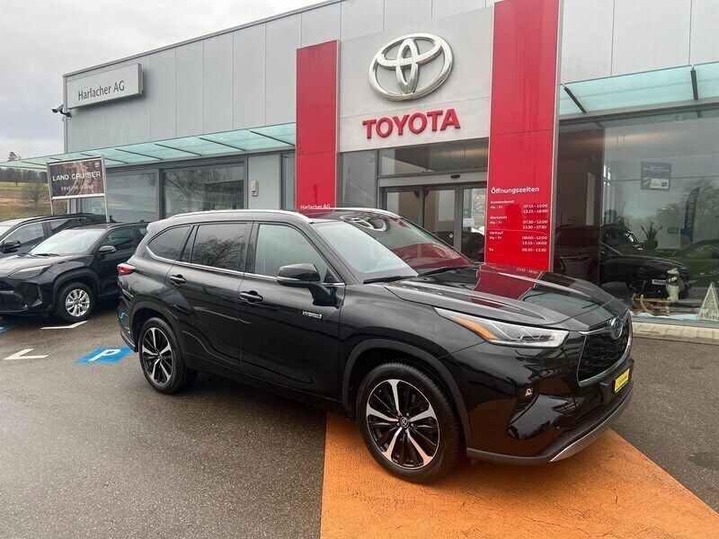 Schwarz Gebraucht 2021 Toyota Highlander Premium SUV | CHF 46’000 (Etwas zu teuer) - Bild 1/4