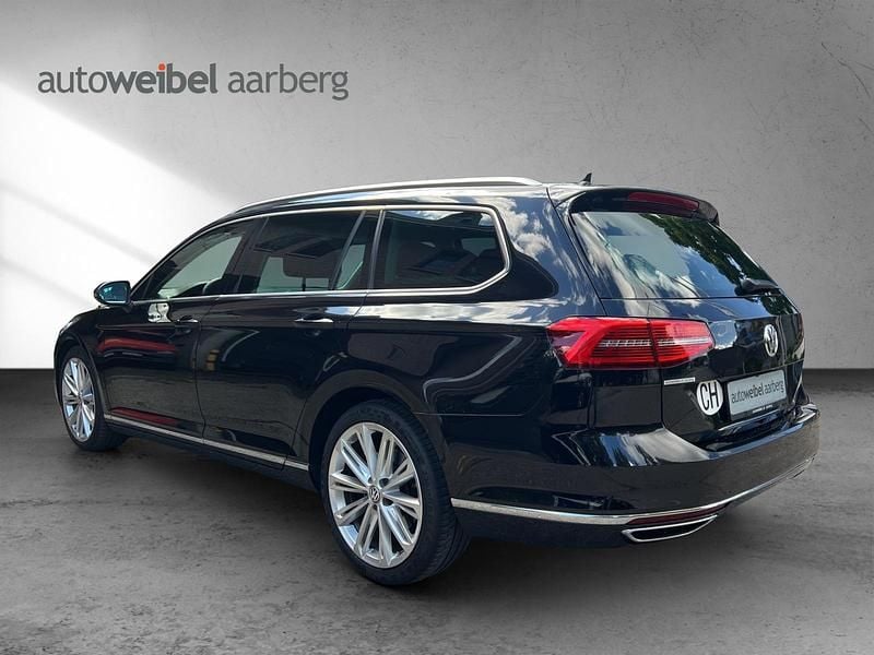 Gebraucht VW Passat Highline 240 PS (176 kW) 2015 Schwarz Kombi