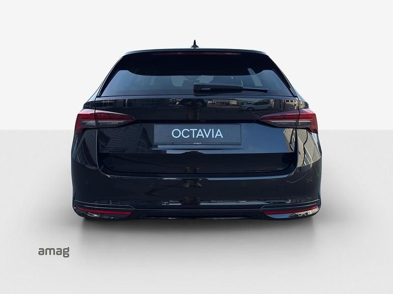 Gebraucht Skoda Octavia SportLine 150 PS (110 kW) 2025 Magic schwarz perleffekt Kombi