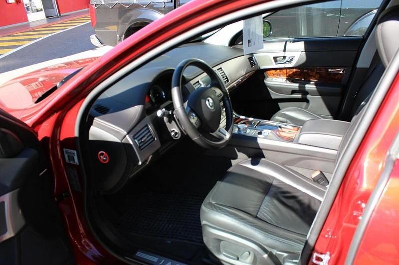 Gebraucht Jaguar XF Luxury 238 PS (175 kW) 2010 Limousine