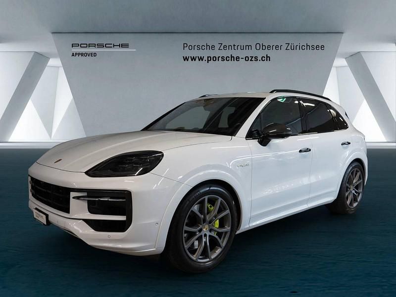 Gebraucht Porsche Cayenne 470 PS (345 kW) 2023 Weiss SUV