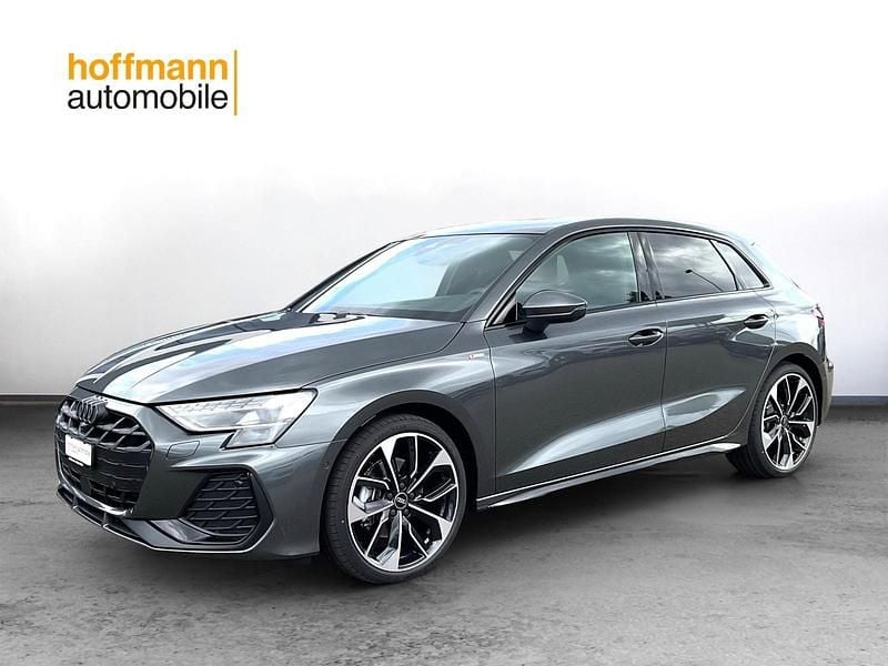Grau Neu 2025 Audi A3 S-Line Limousine | CHF 58’990 (Etwas zu teuer) - Bild 1/4