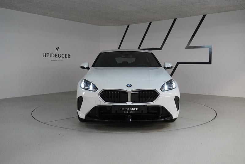 Gebraucht BMW 120 Performance 170 PS (125 kW) 2025 Weiss Kleinwagen