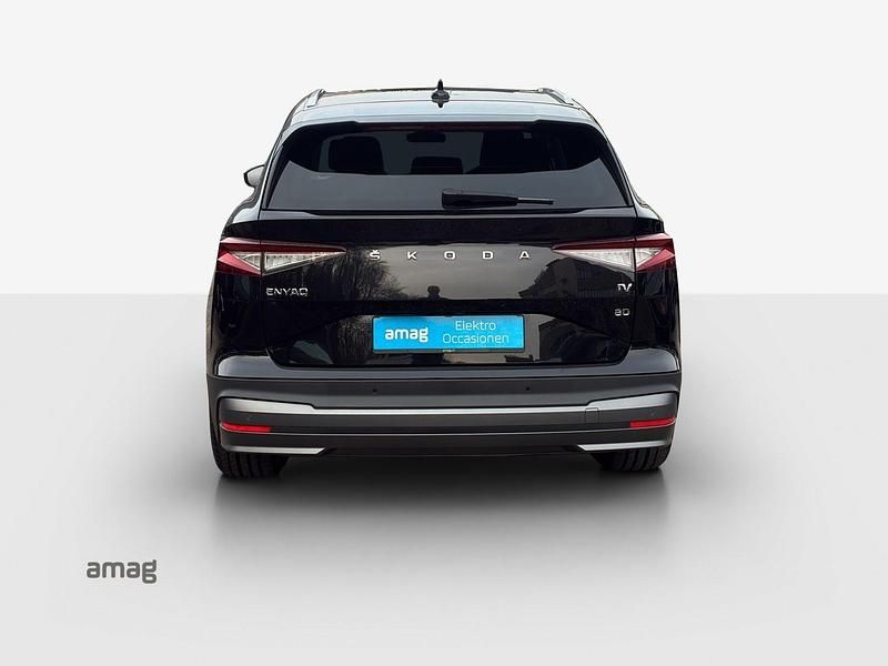 Gebraucht Skoda Enyaq iV 150 kW (204 PS) 2021 Magic schwarz, perleffekt SUV