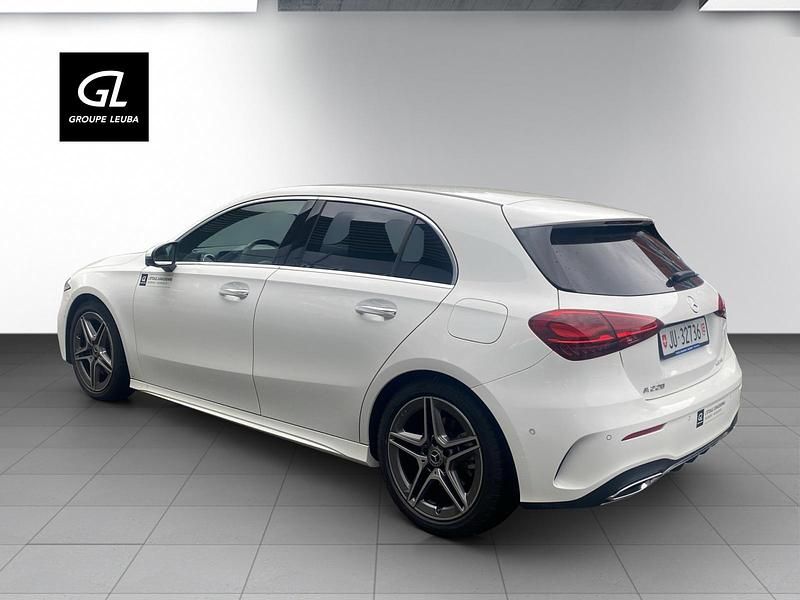Gebraucht Mercedes A220 190 PS (139 kW) 2024 Weiss Limousine