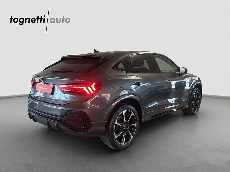 Gebraucht Audi Q3 Sportback S-Line 200 PS (147 kW) 2023 Grau SUV