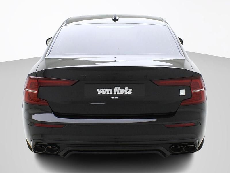 Gebraucht Volvo S60 455 PS (334 kW) 2024 Schwarz Limousine