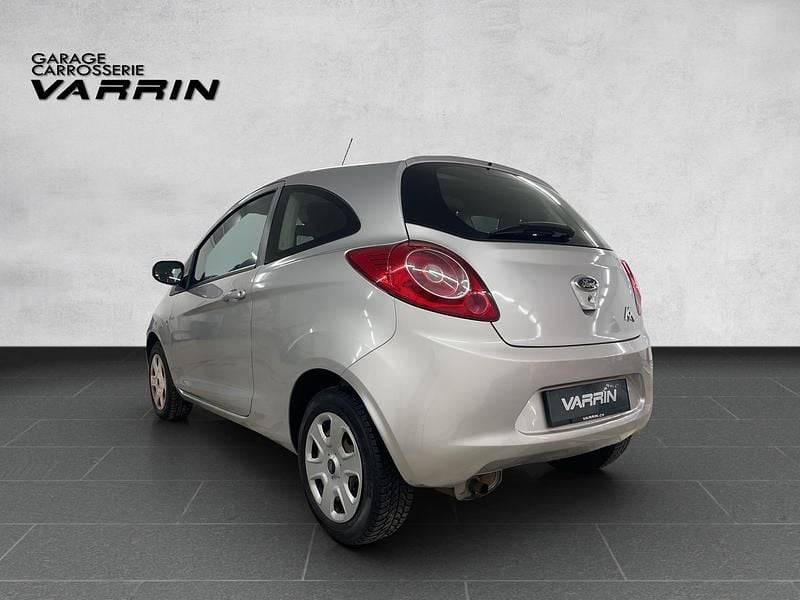 Gebraucht Ford Ka Trend 69 PS (50 kW) 2014 Grau Limousine