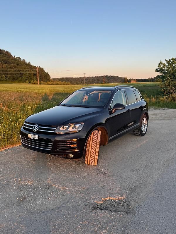Gebraucht VW Touareg 245 PS (180 kW) 2014 SUV