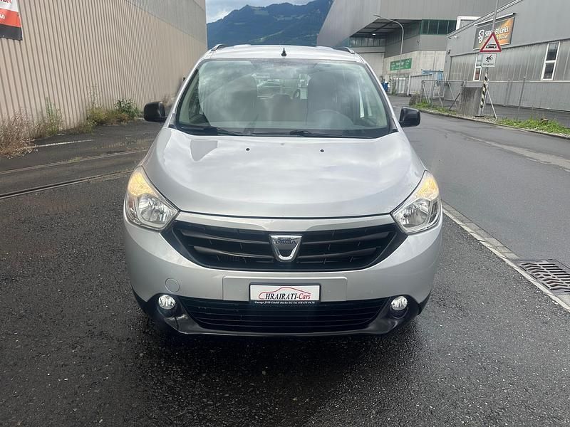 Gebraucht 2013 Dacia Lodgy Ambiance Van / Kleinbus | CHF 2’700 (Fairer Preis) - Bild 1/4